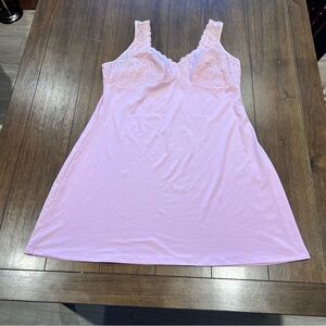 Chic Pink Lace Chemise